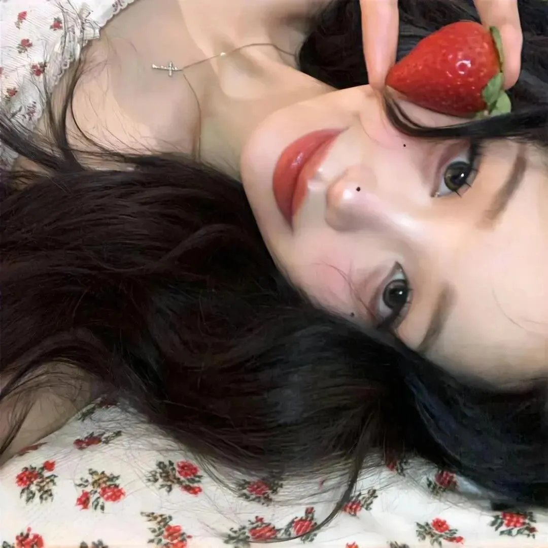 不装了,我比英雄还强
